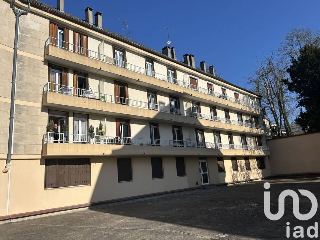Photo 1 - Appartement à SARCELLES