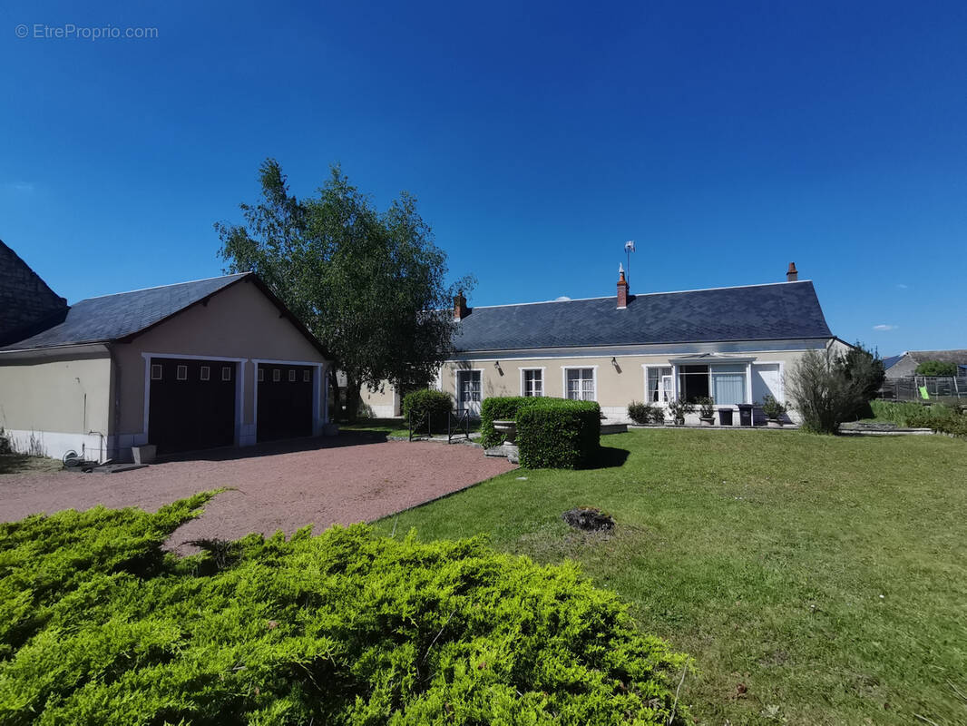 Maison à RESTIGNE