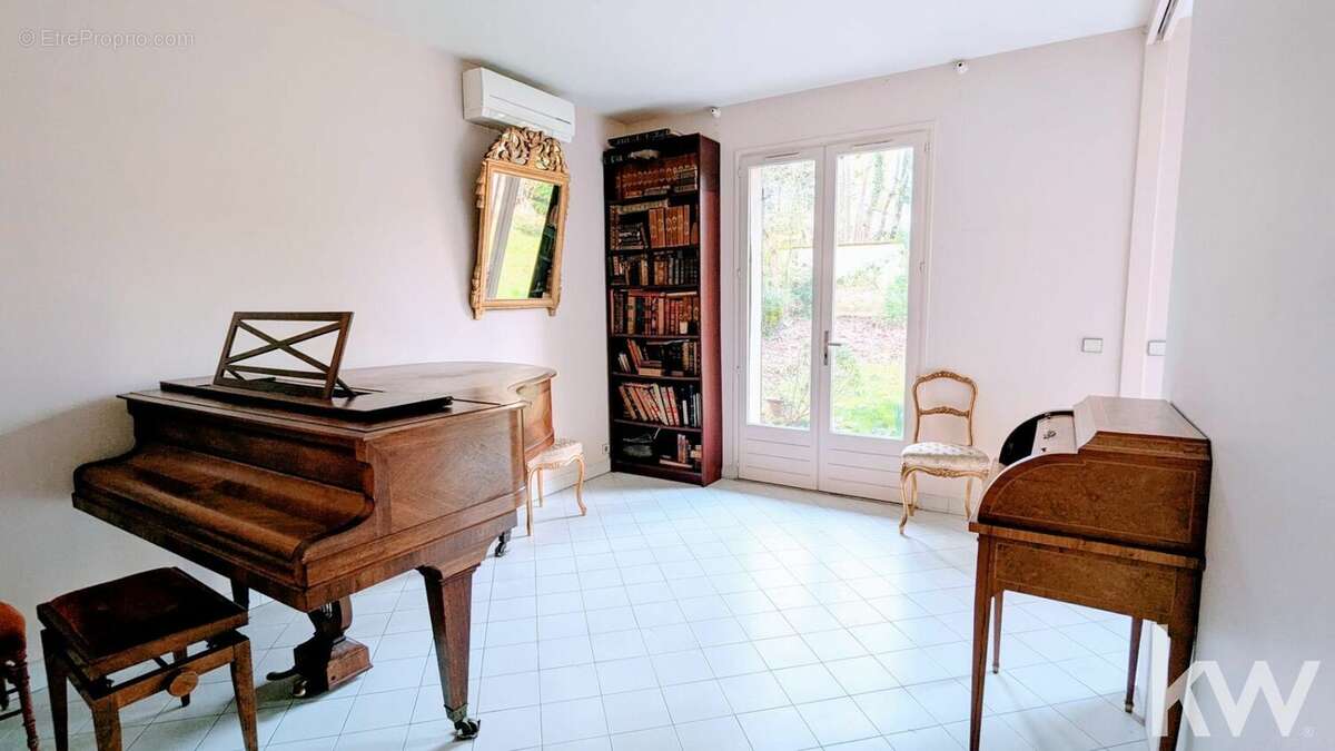 Maison à MARLY-LE-ROI