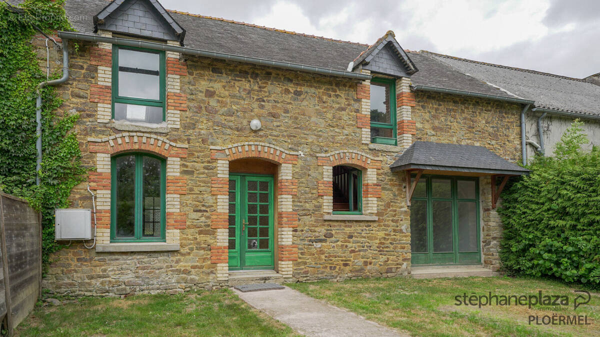 Maison à GUILLIERS