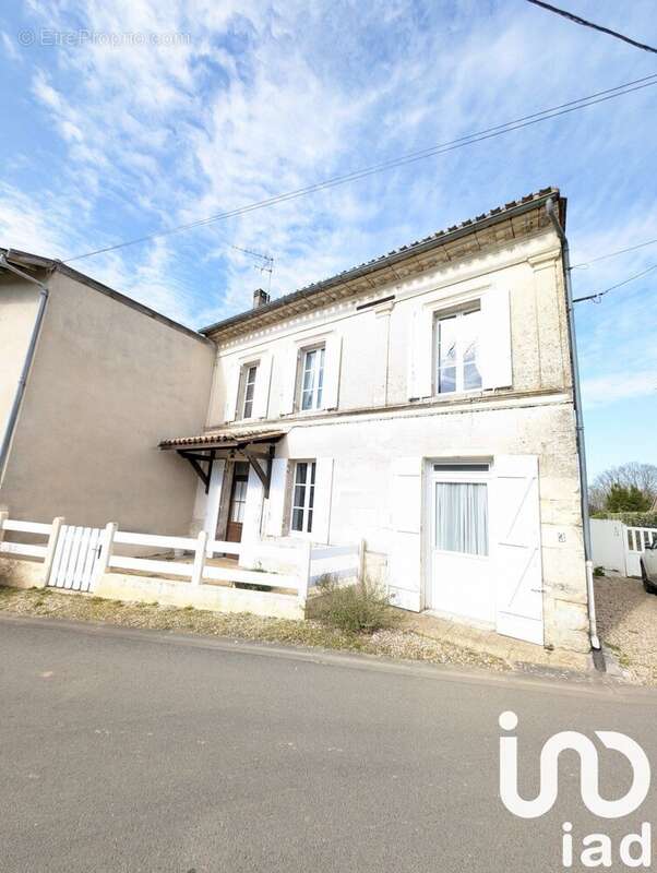 Photo 1 - Maison à LUGON-ET-L&#039;ILE-DU-CARNAY