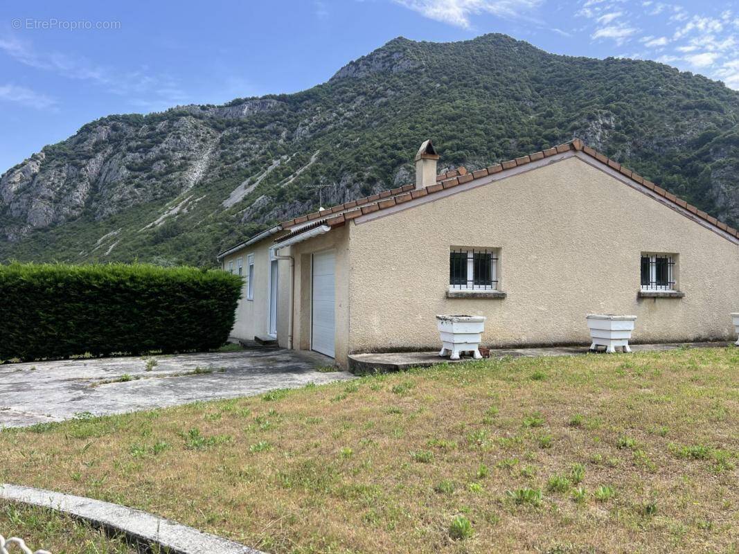 Maison à TARASCON-SUR-ARIEGE