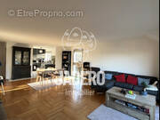 Appartement à LE MESNIL-ESNARD