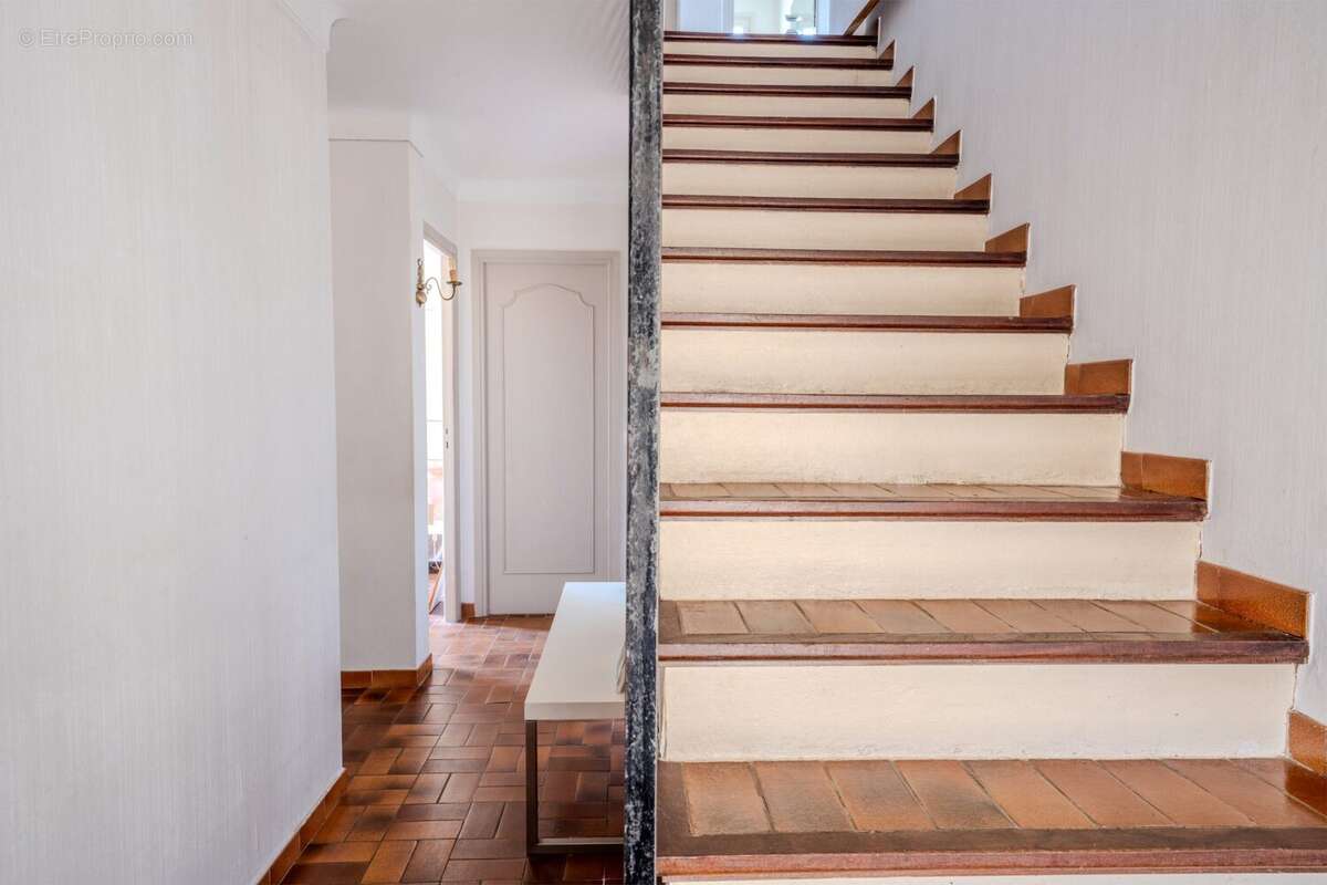 Maison à MOUGINS