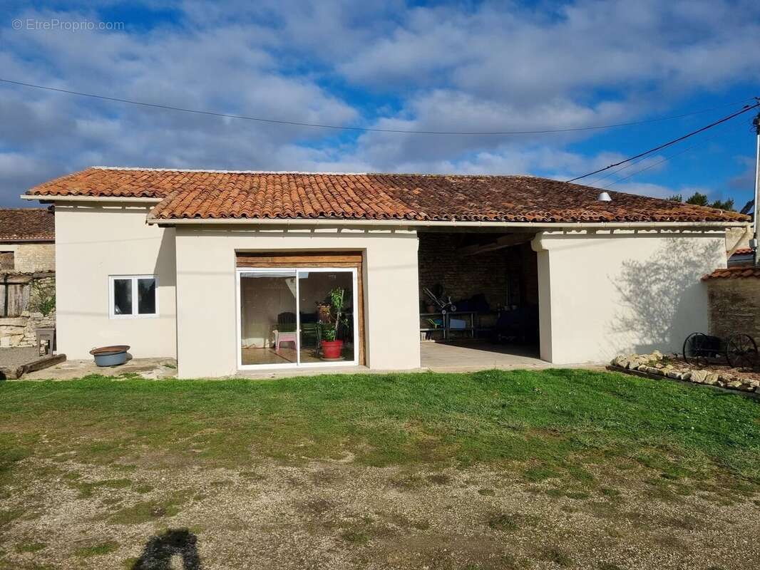 Maison à MAINE-DE-BOIXE