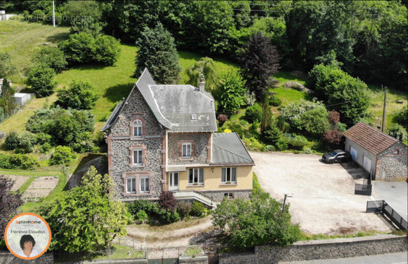 Maison à LA BRESSE