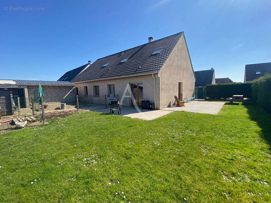 Maison à AUDRUICQ