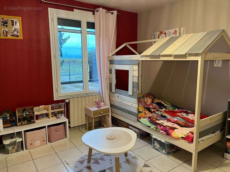Maison à CHATEAUNEUF-SUR-ISERE