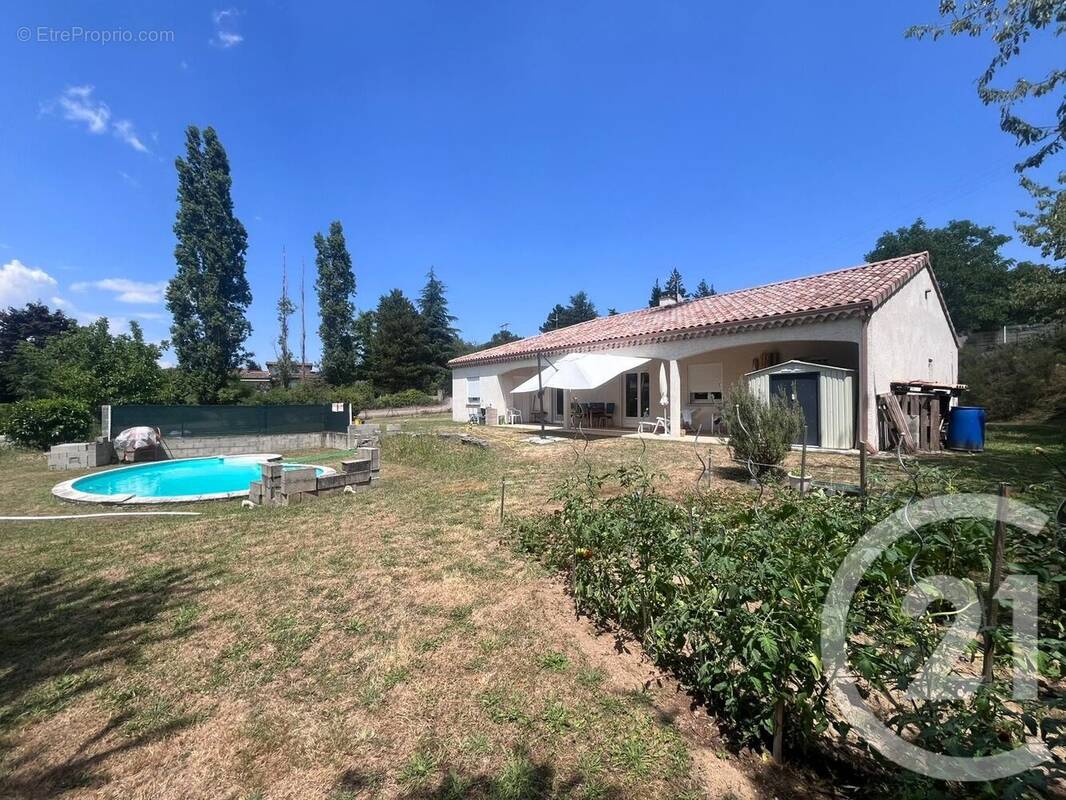 Maison à SAINT-ROMAIN-D&#039;AY