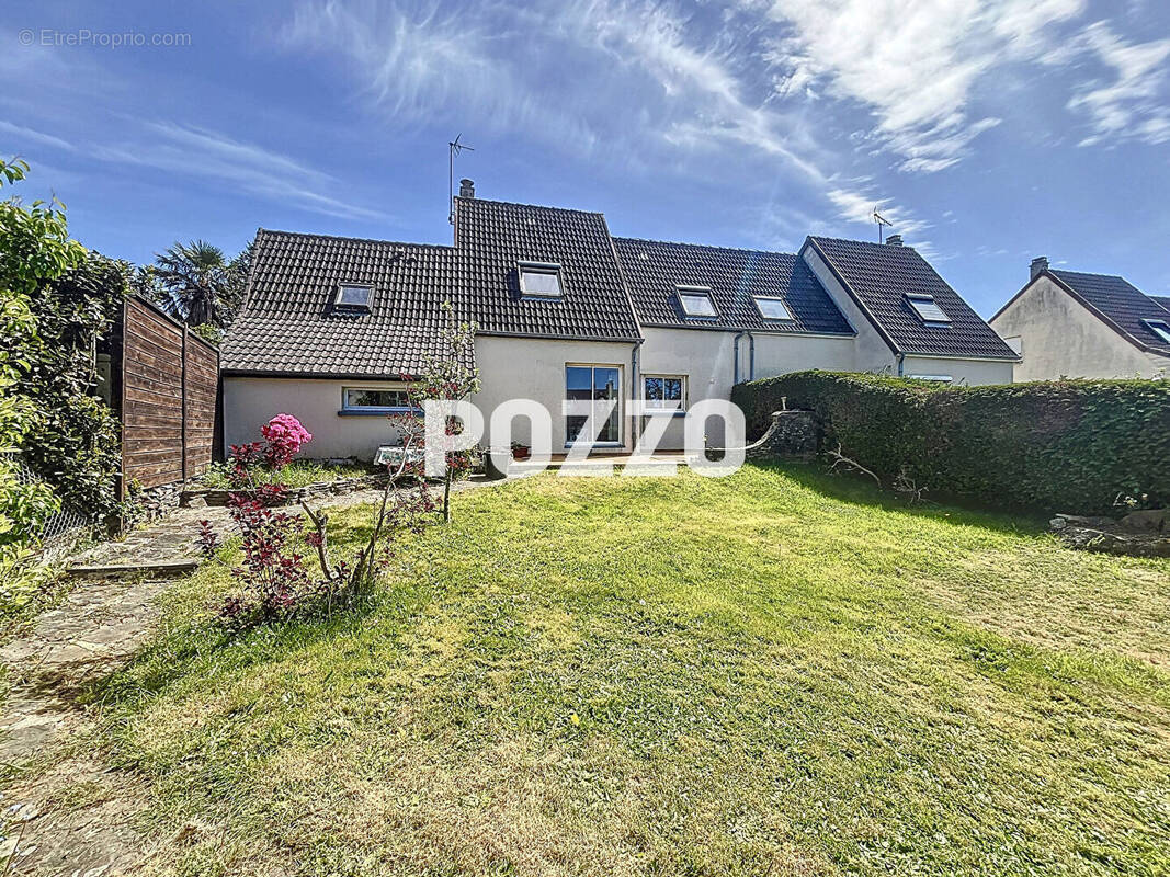 Maison à BREHAL