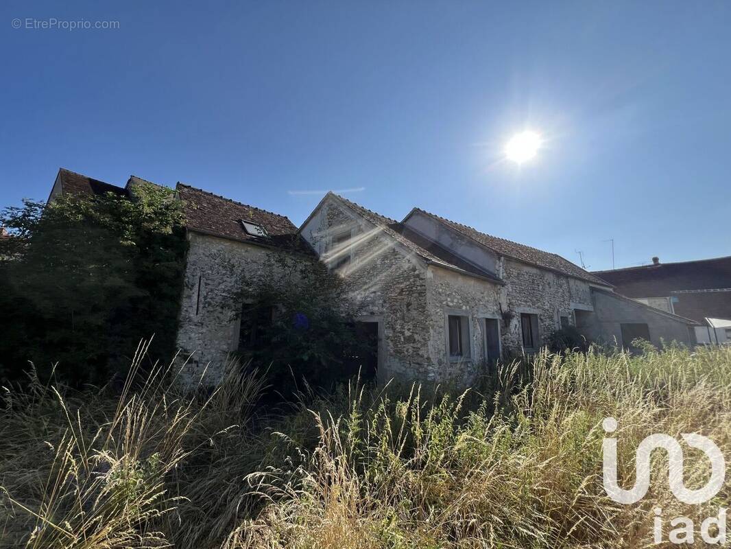 Photo 1 - Maison à JOUY-SUR-MORIN