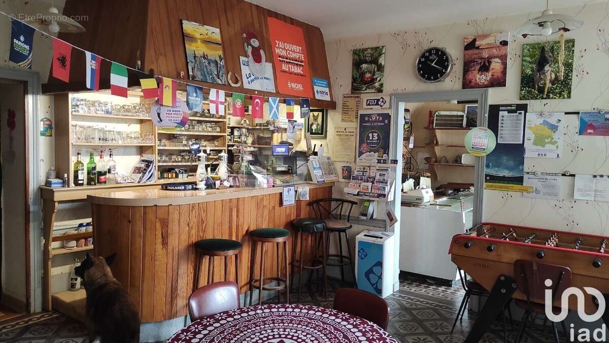 Photo 2 - Commerce à CHANNAY-SUR-LATHAN