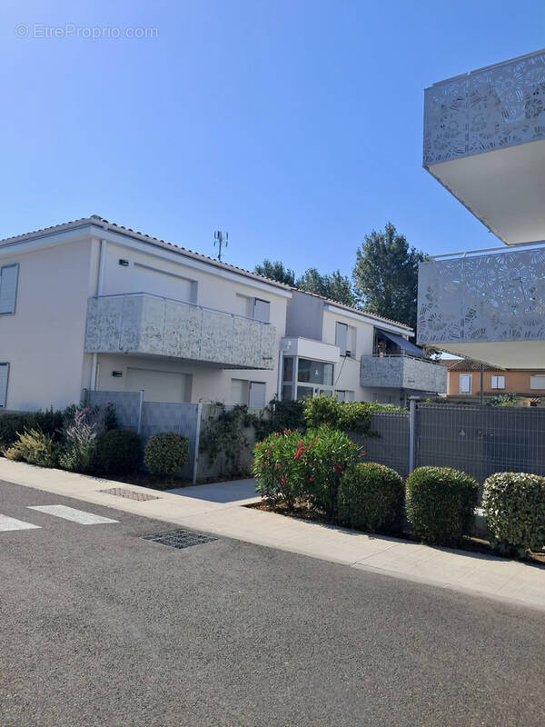 Appartement à PORT-DE-BOUC