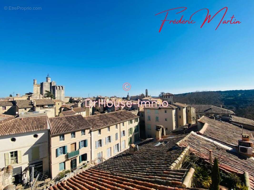 Appartement à UZES