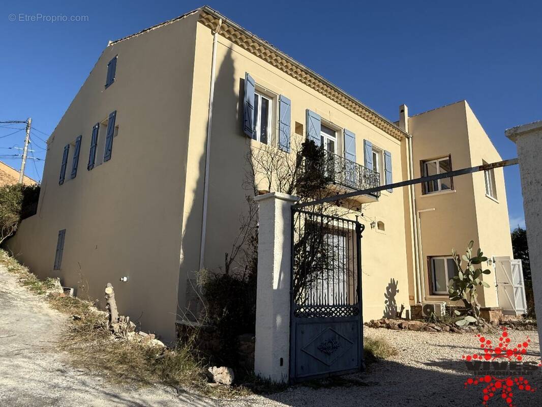 Maison à QUARANTE