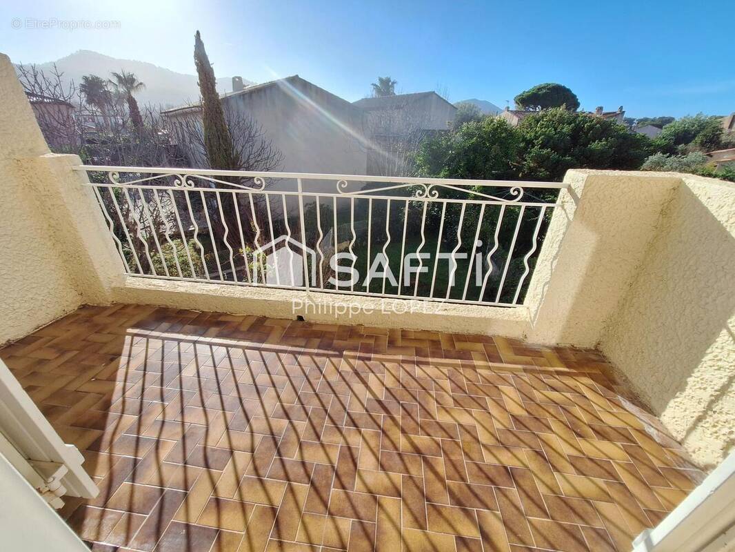 Photo 1 - Appartement à SAINT-CYR-SUR-MER