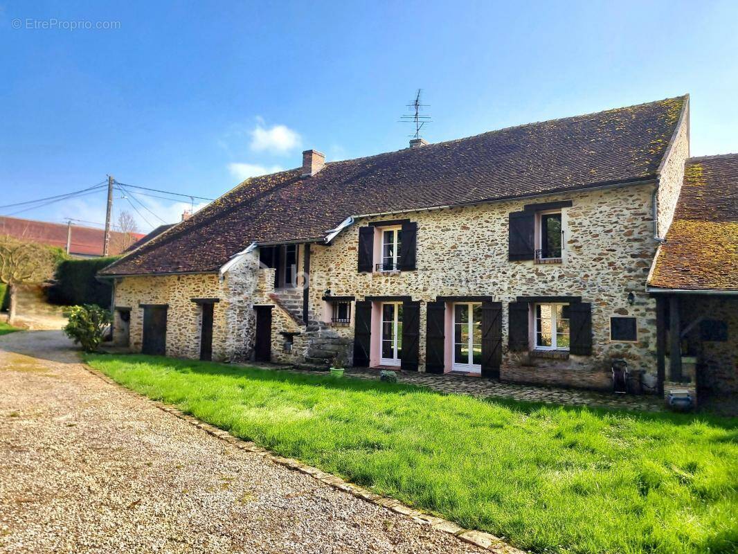 Maison à CHOISY-EN-BRIE