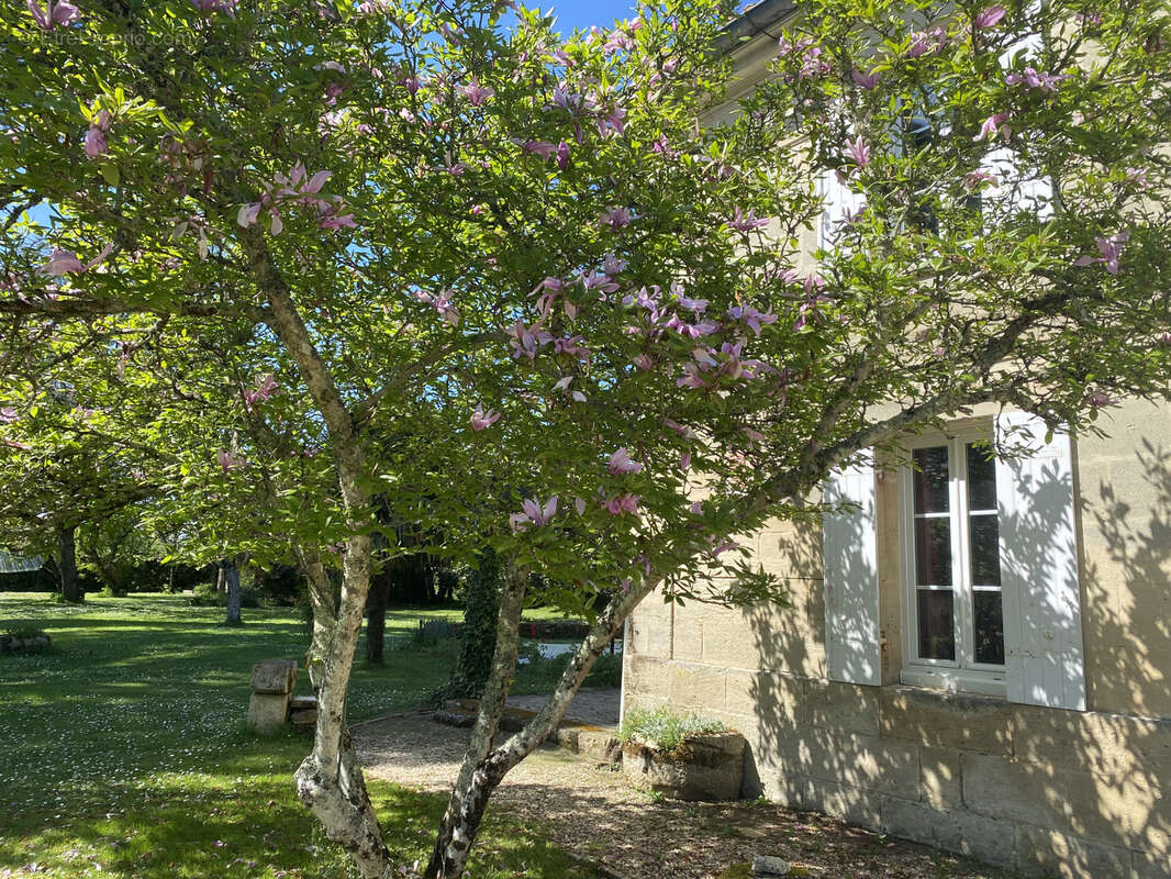 Maison à PERISSAC