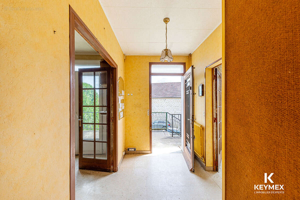 Maison à ENNERY