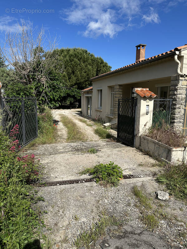 Maison à ROBION