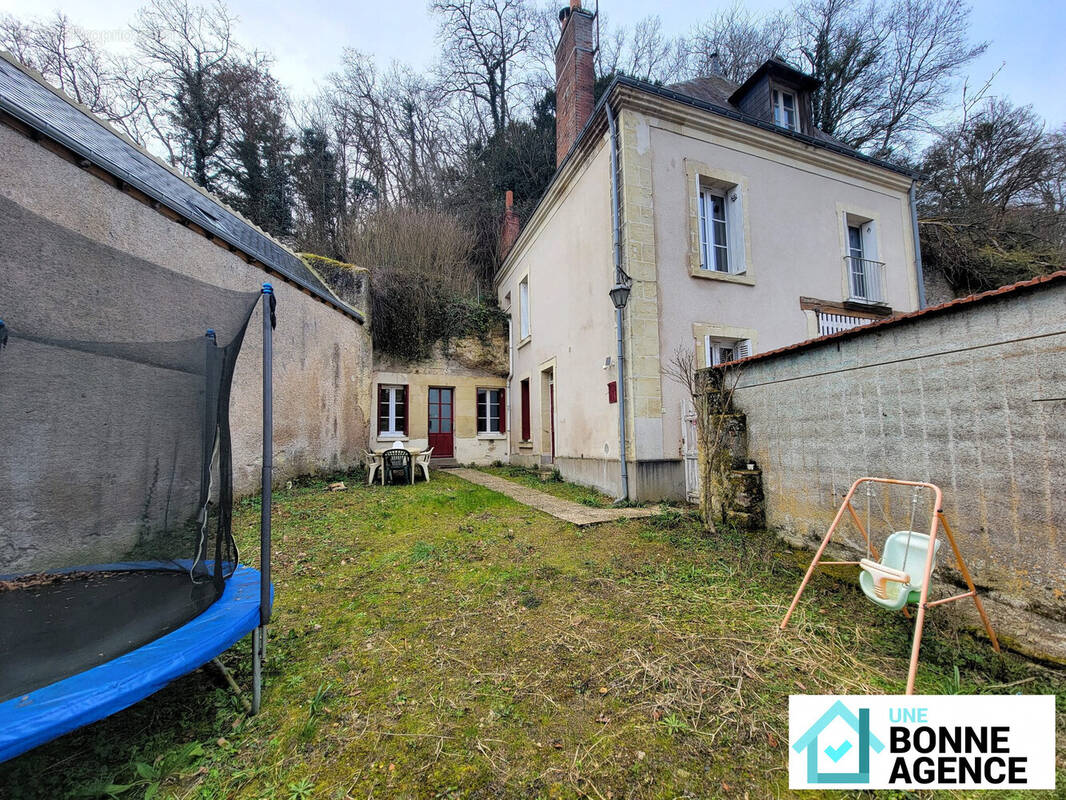 Maison à NAZELLES-NEGRON