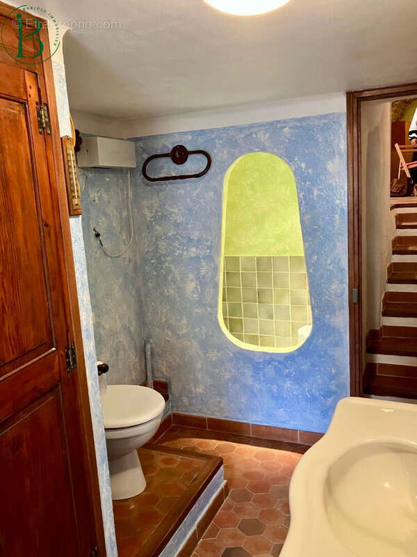 Maison à ARTIGNOSC-SUR-VERDON