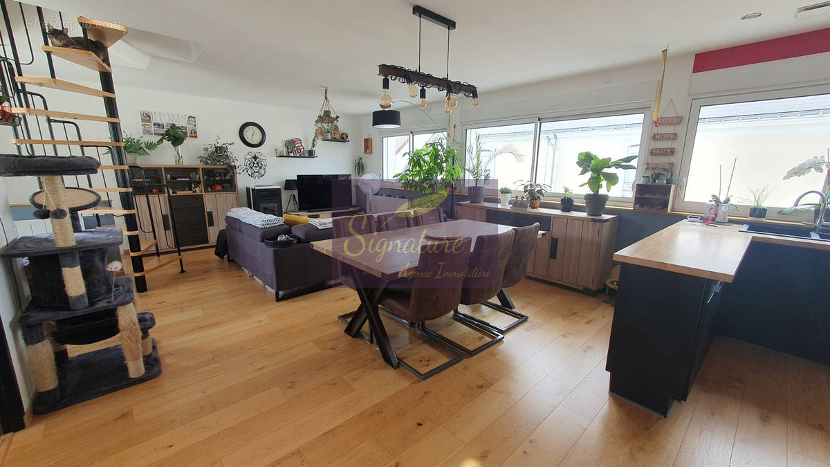 Appartement à LA SUZE-SUR-SARTHE