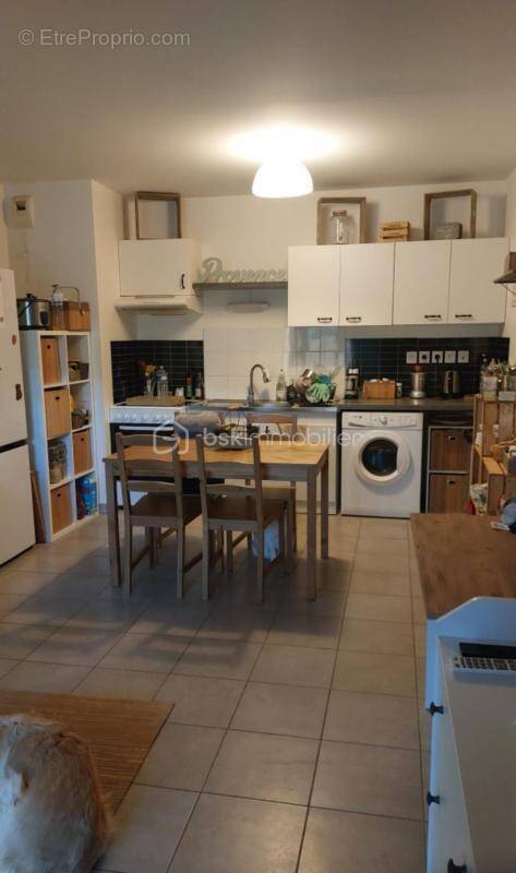Appartement à ROQUEBRUNE-SUR-ARGENS