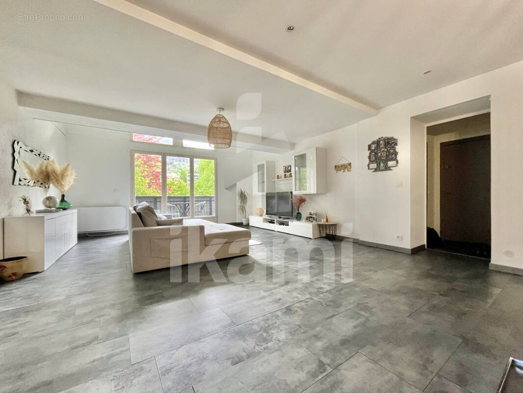 Appartement à VOIRON