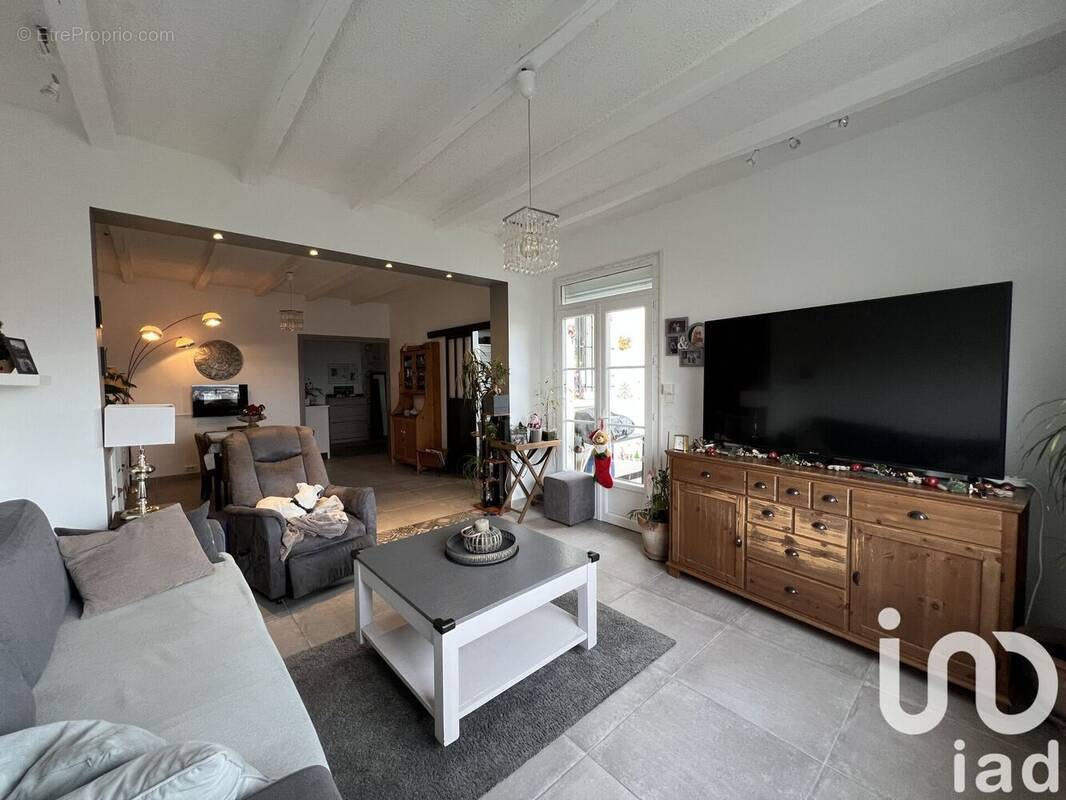 Photo 1 - Maison à BELLERIVE-SUR-ALLIER