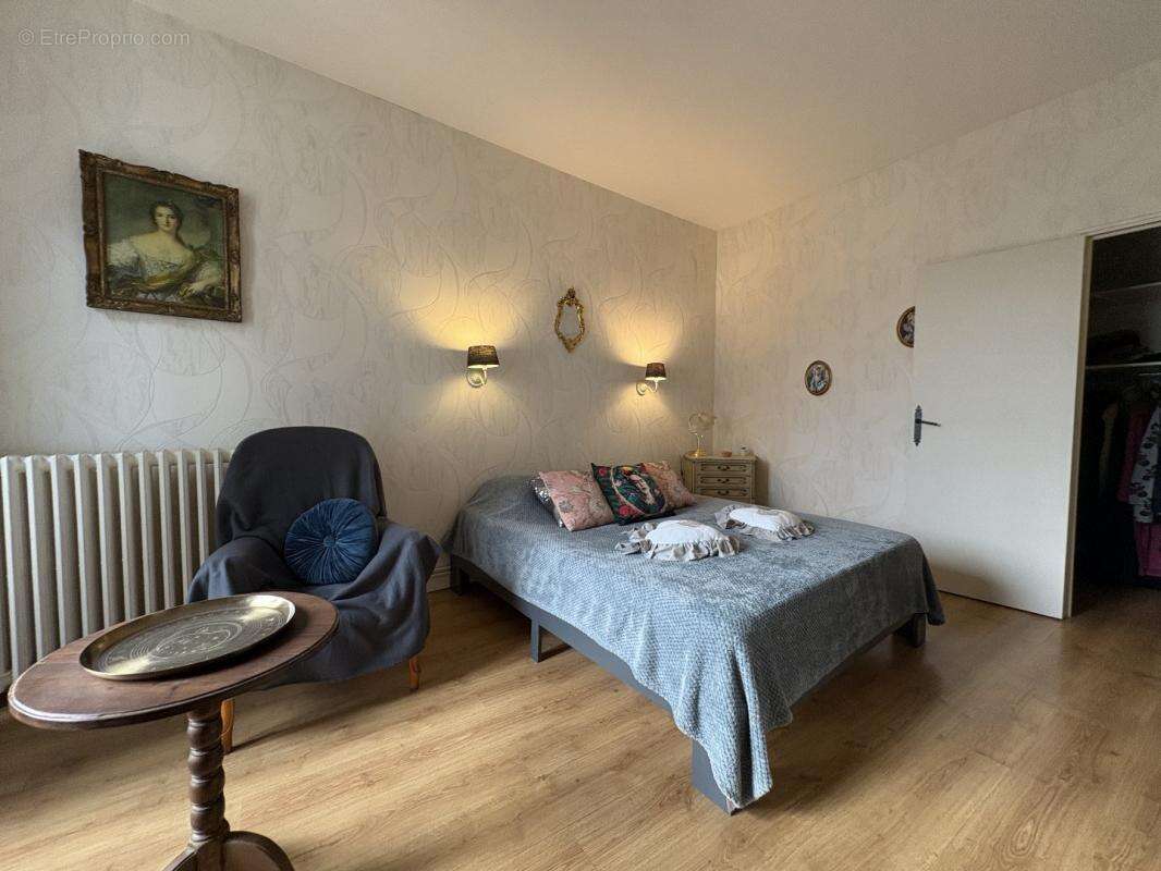 Maison à DONZENAC