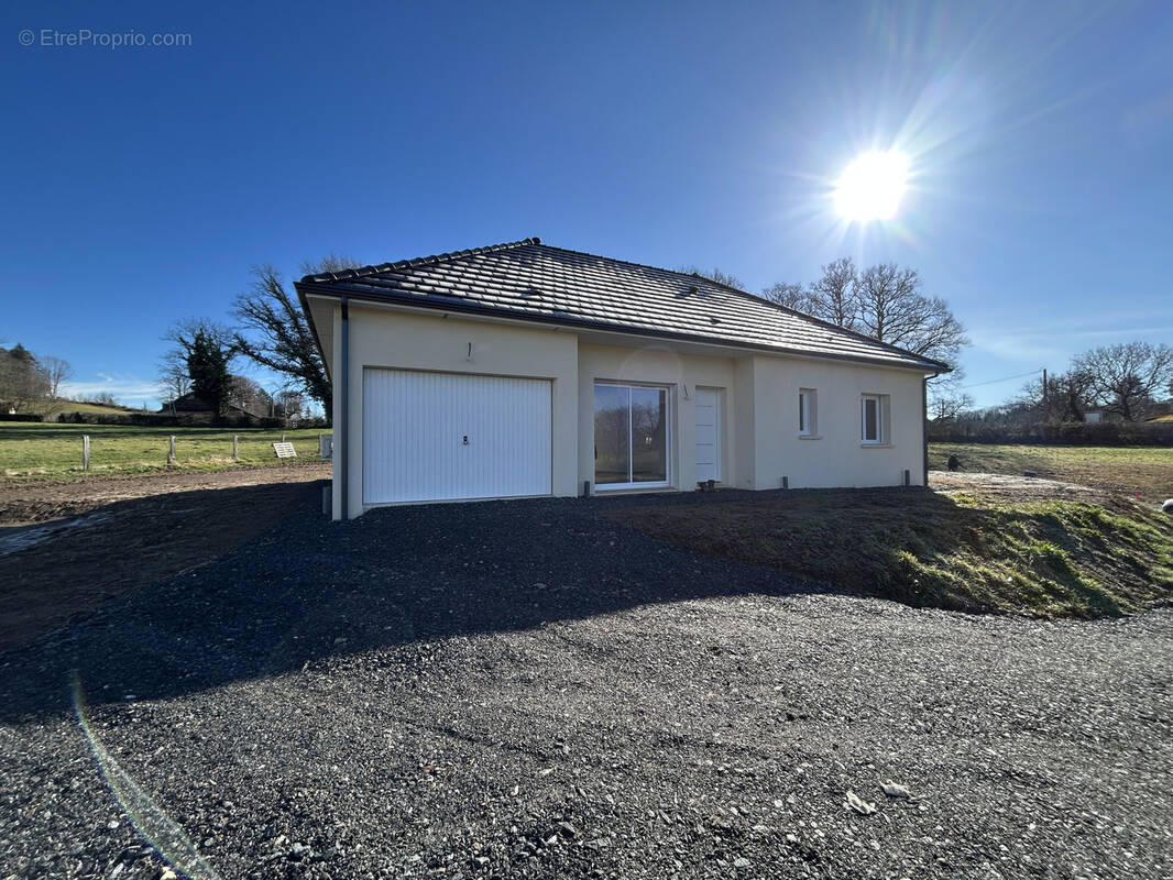 Maison à SEILHAC