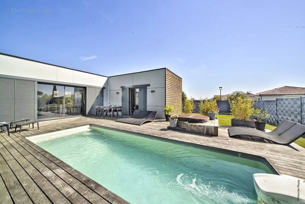 Maison à MERVILLE