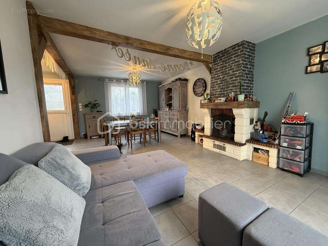 Maison à ABONDANT