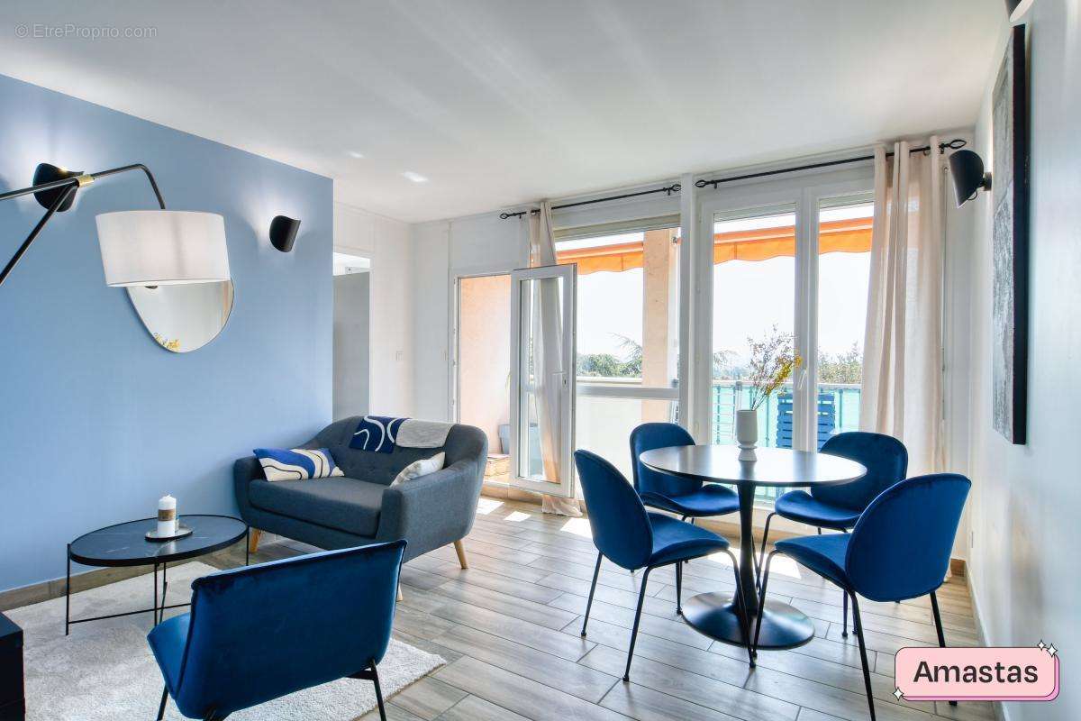 Appartement à OULLINS