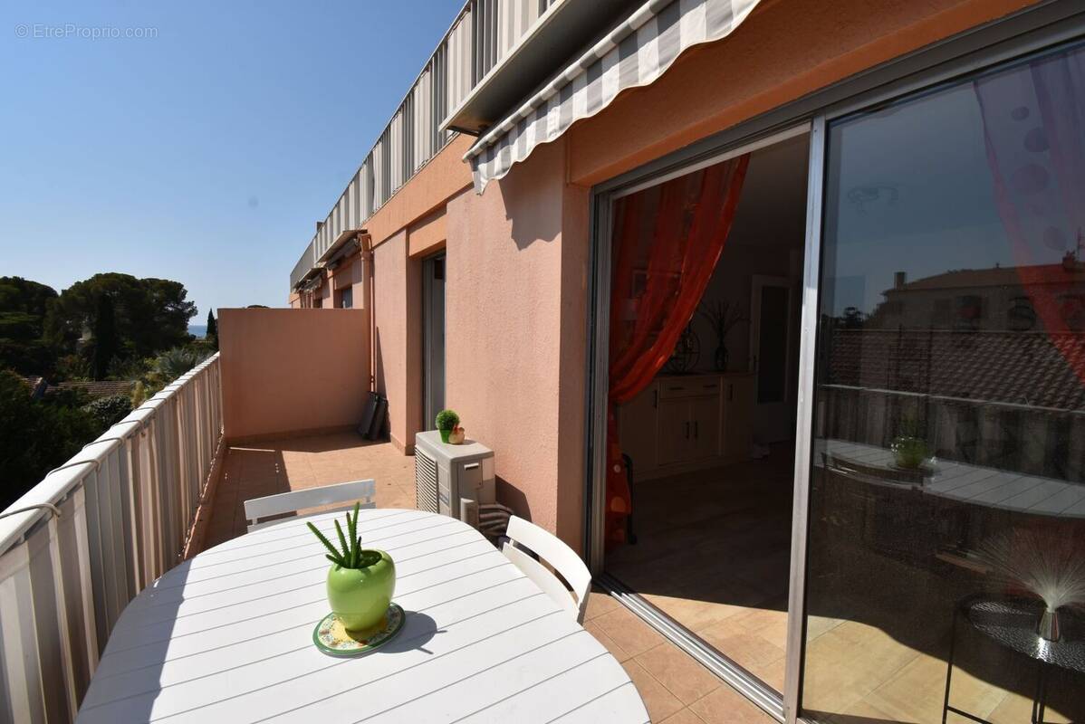 Appartement à SAINT-RAPHAEL