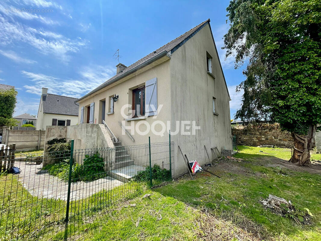 Maison à DOL-DE-BRETAGNE