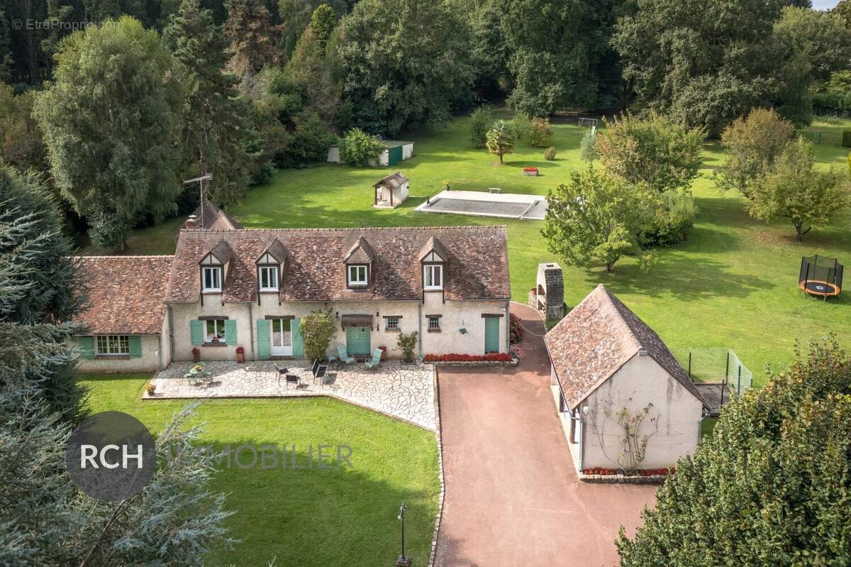 Maison à MONTFORT-L&#039;AMAURY