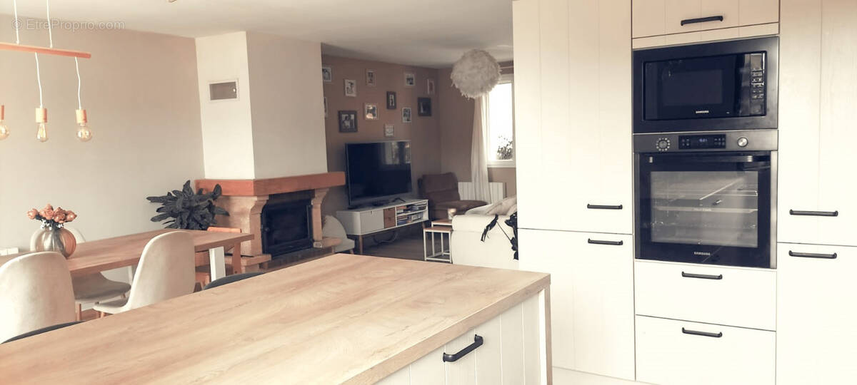 Maison à SAINT-CHEF
