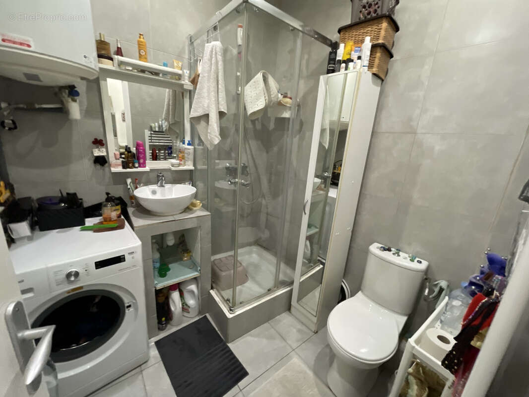 Appartement à MARSEILLE-2E