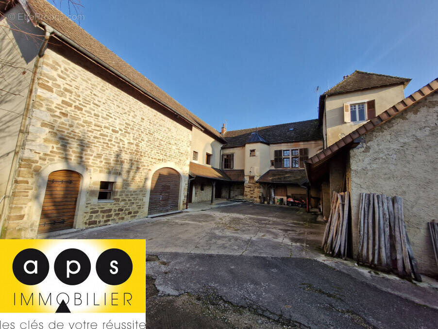 Maison à ARBOIS
