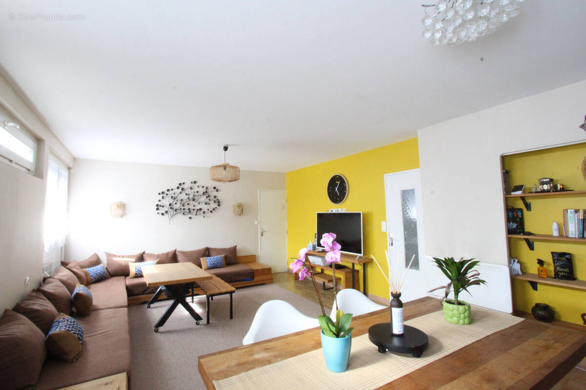 Appartement à LA CHARITE-SUR-LOIRE