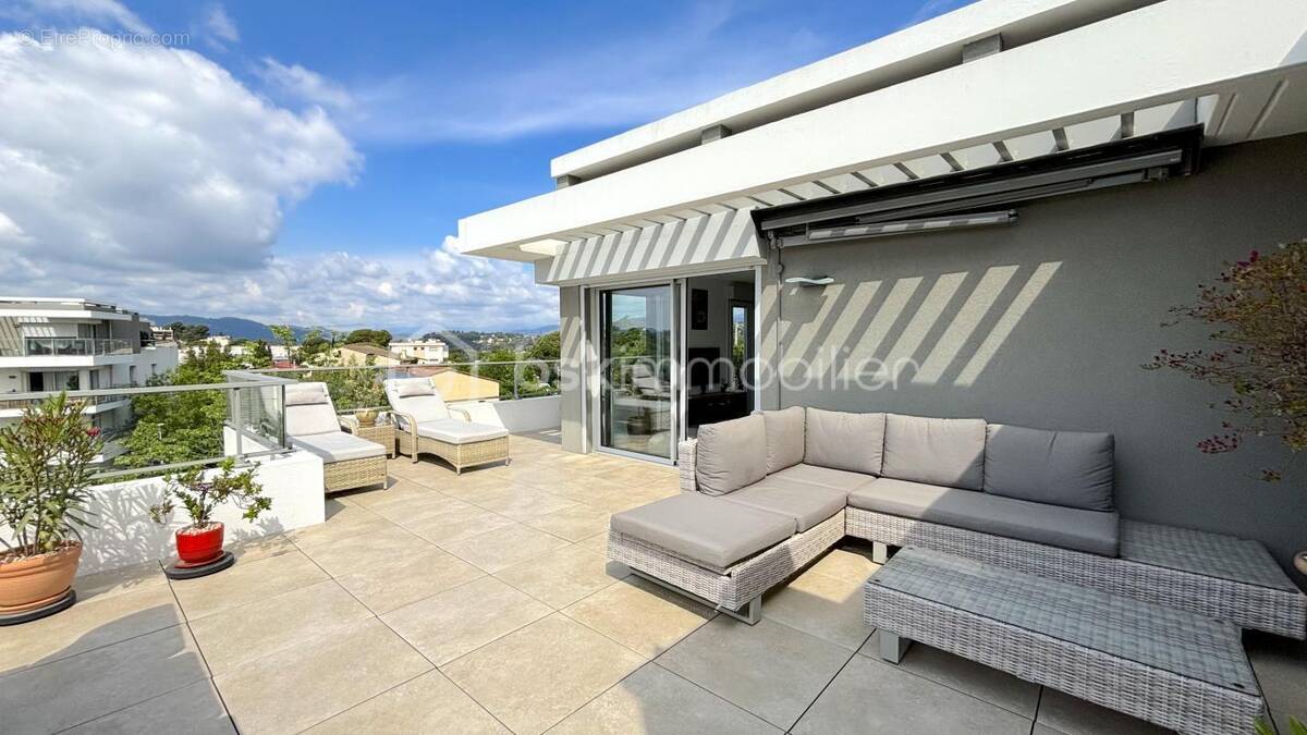 Appartement à LE CANNET