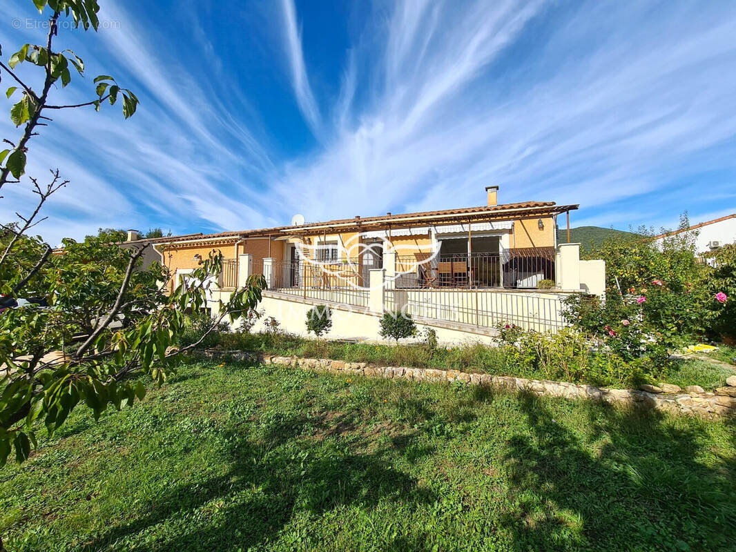 Maison à SAINT-FLORENT-SUR-AUZONNET