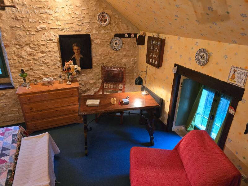 Maison à CUBJAC