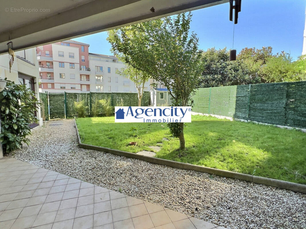 Appartement à NEUILLY-SUR-MARNE