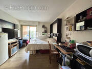 Appartement à VALLAURIS