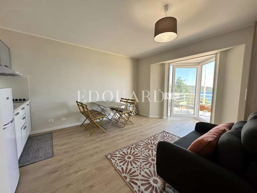 Appartement à ROQUEBRUNE-CAP-MARTIN