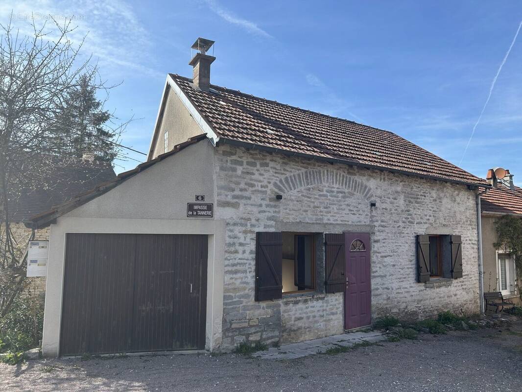 Maison à PRENOIS