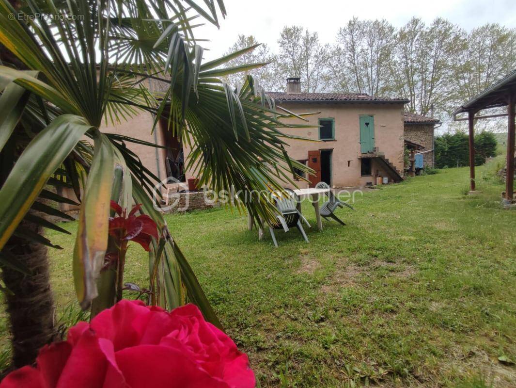 Maison à VAREN